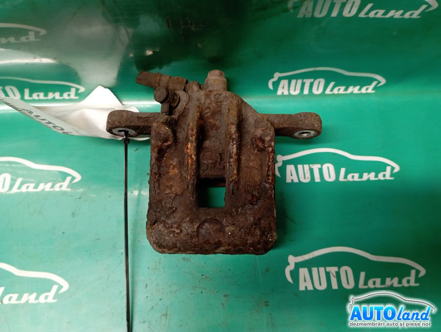 Etrier Spate Stanga Hyundai TUCSON JM 2004