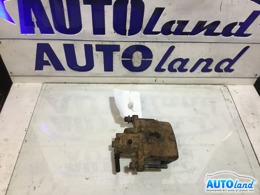 Etrier Spate Stanga Mitsubishi L 200 K T 1996