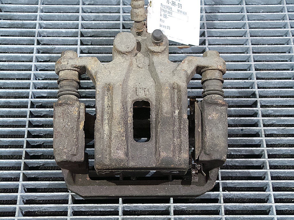 ETRIER SPATE STANGA NISSAN PATHFINDER PATHFINDER - - (2005 2010)