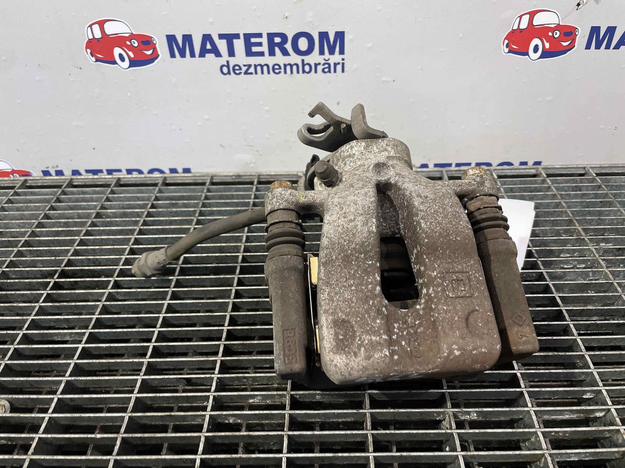 ETRIER SPATE STANGA OPEL CORSA E B13DTE 