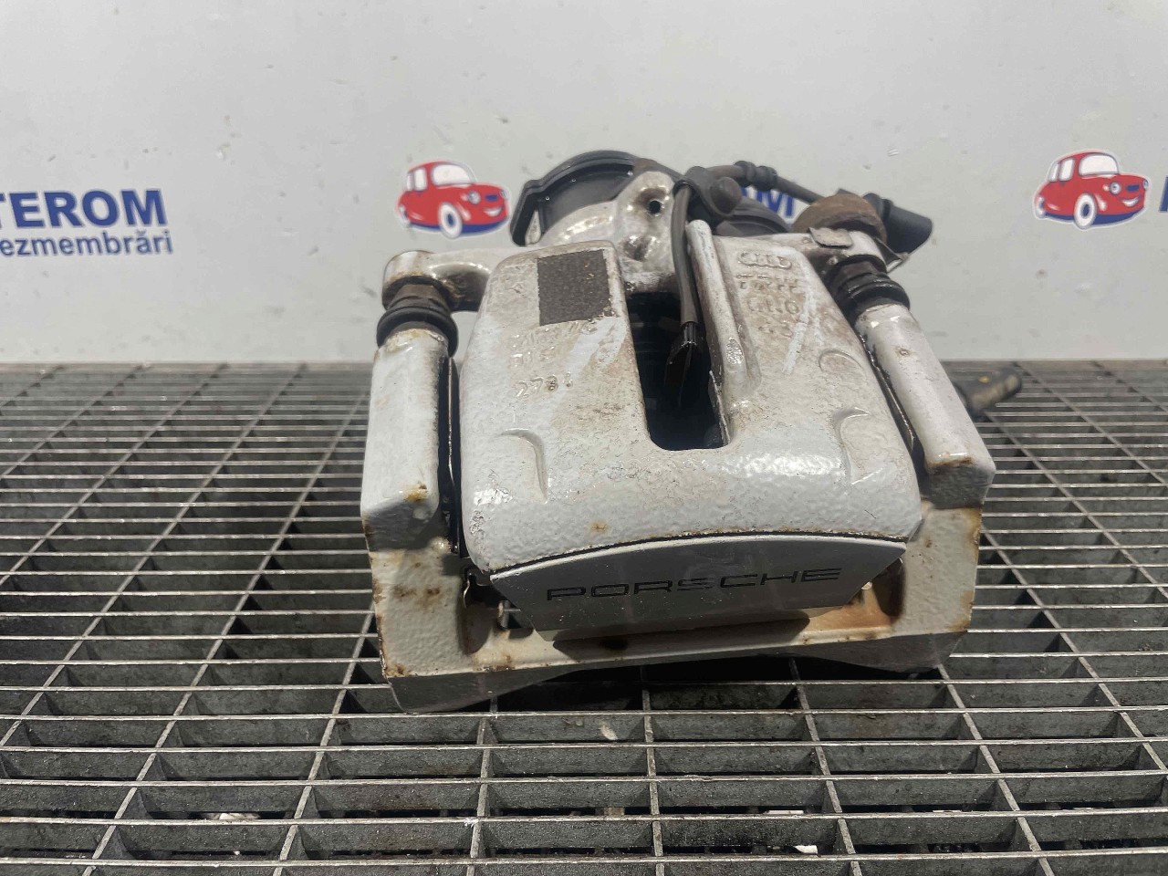 ETRIER SPATE STANGA PORSCHE MACAN S 3.0 TDI - (2014 2018)