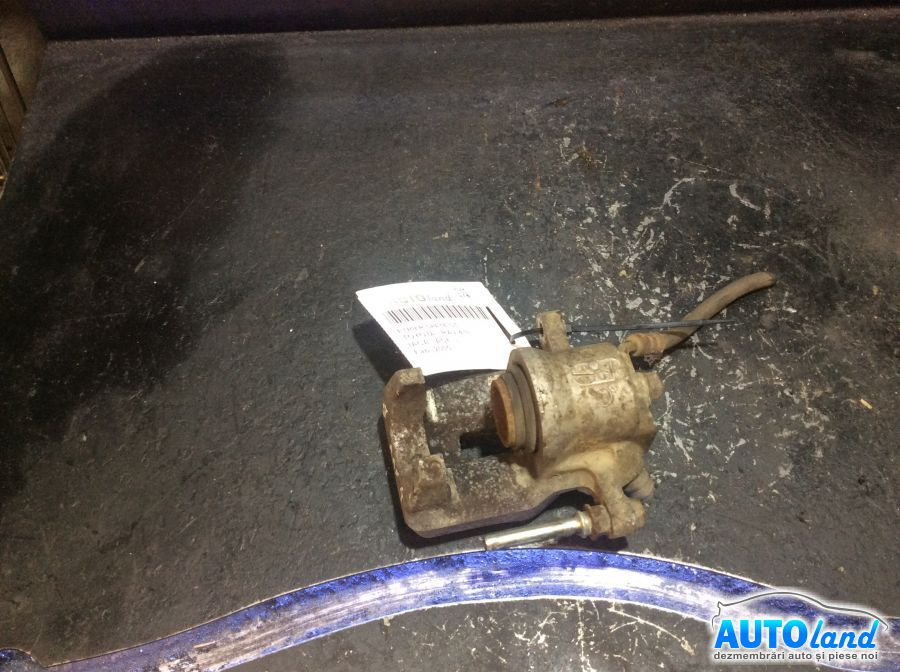 Etrier Spate Stanga Toyota RAV 4 III ACA ,ACE 2005