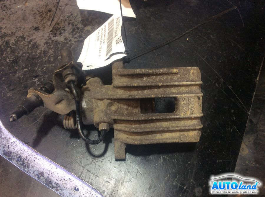 Etrier Spate Stanga Volkswagen GOLF VI 2008