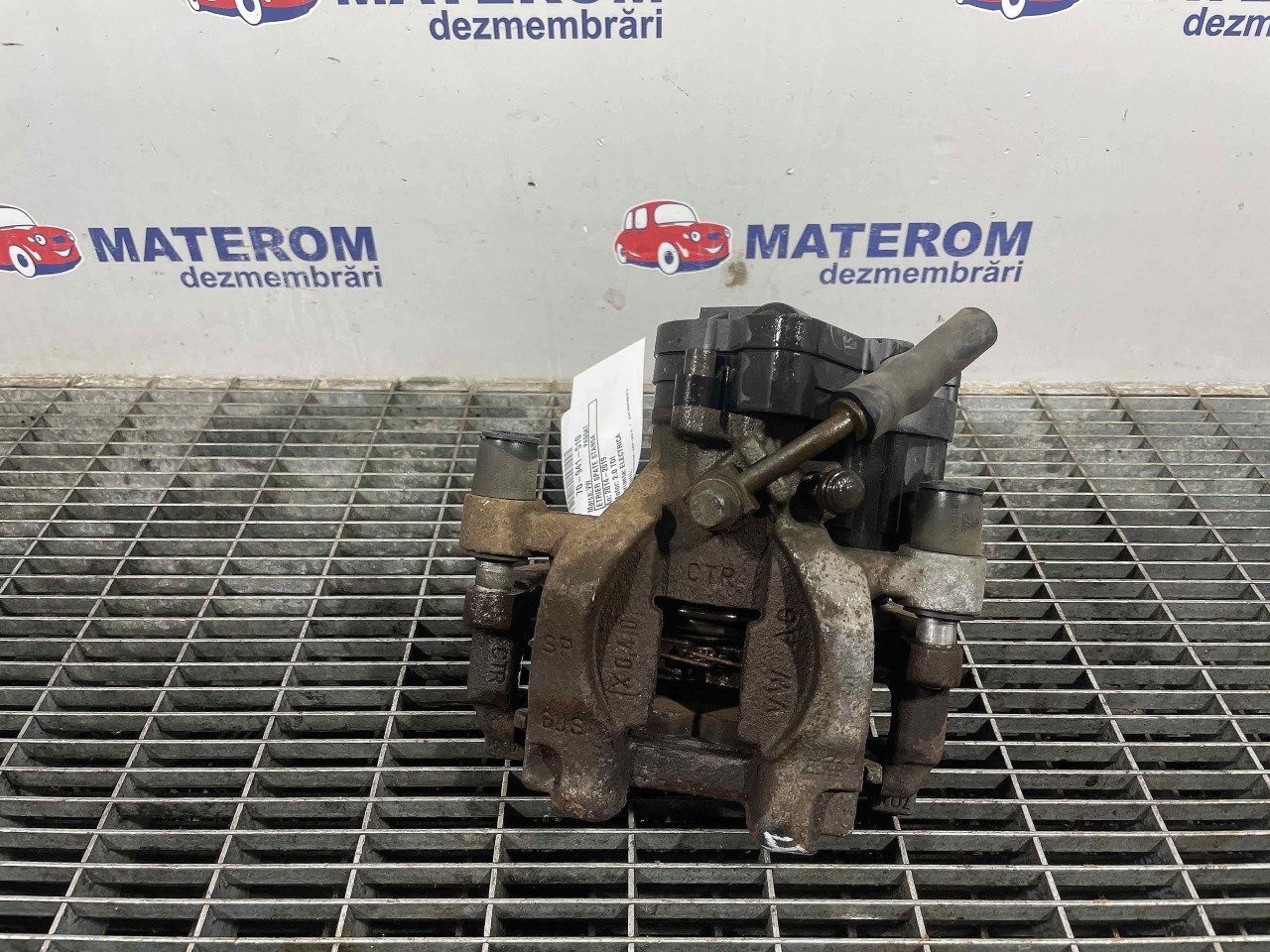 ETRIER SPATE STANGA VW PASSAT 2.0 TDI - (2014 2019)