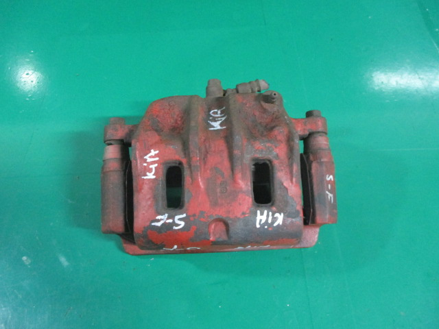 ETRIER STANGA FATA KIA SORENTO 1 2.5 CRDI 4x4 FAB. 2002 – 2009 ⭐⭐⭐⭐⭐