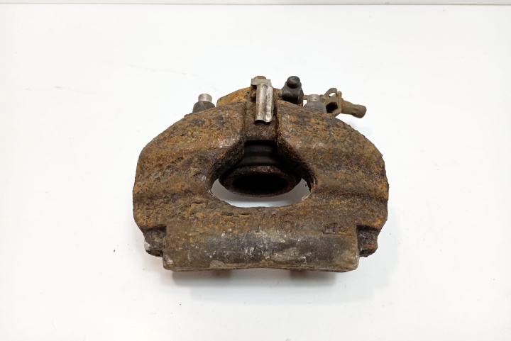 Etrier stanga fata Volkswagen VW Transpo