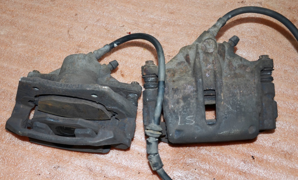Etrier stanga sau dreapta fata Ford Mondeo MK 3 2000-2007