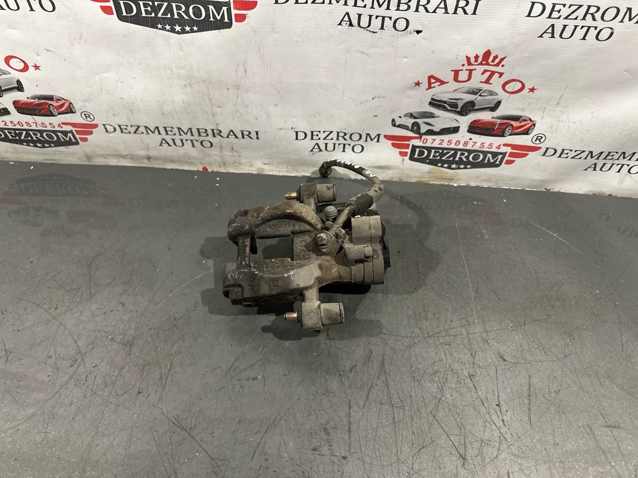 Etrier stanga spate cu motoras 3Q0615423F VW Passat B8 Sedan (3G2, CB2) 1.8 TSI 180 cai CJSA
