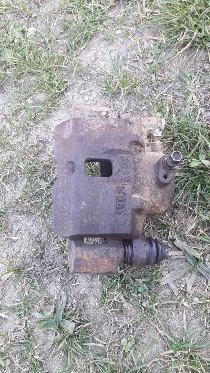 Etrieri,Etrier  Fata  Opel Frontera A 1991 1996