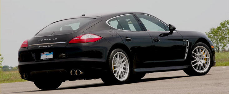 Evacuare Hennessey pentru Porsche Panamera Turbo Evacuare Hennessey pentru Porsche Panamera Turbo