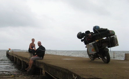 EXCLUSIV! Los Angeles - Patagonia: 2 romani pe motocicleta!