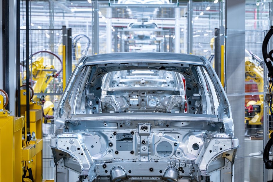 Extindere productie in Germania: Uzina BMW Group din Regensburg pune in functiune un atelier de caroserii extins in localitatea Neutraubling