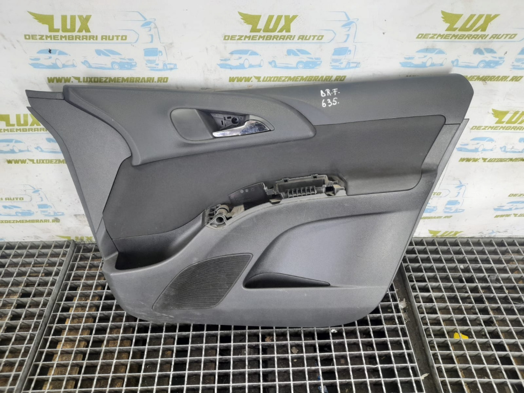 Față de portiera dreapta fata Opel Meriva 2 [2010 - 2014] 1.7 A17DTS