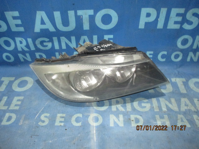 Far BMW E90 2006 (2 urechi prindere rupte, carcasa fisurata, volan dreapta)