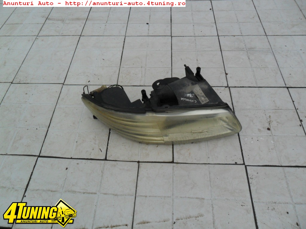Far Chrysler Voyager