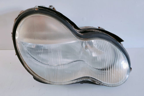 Far dreapta 0301166202 Mercedes-Benz C-Class W203 [2000 - 2004]