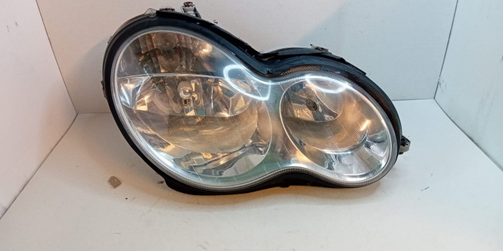 Far Dreapta 084401148R Mercedes-Benz C-Class W203/S203/CL203 [facelift] [2004 - 2007]