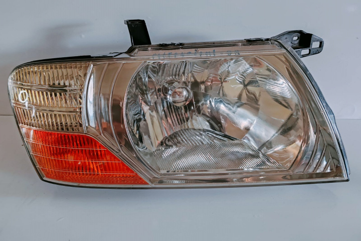 Far dreapta 10087419 Mitsubishi Pajero 3 [facelift] [2003 - 2006]
