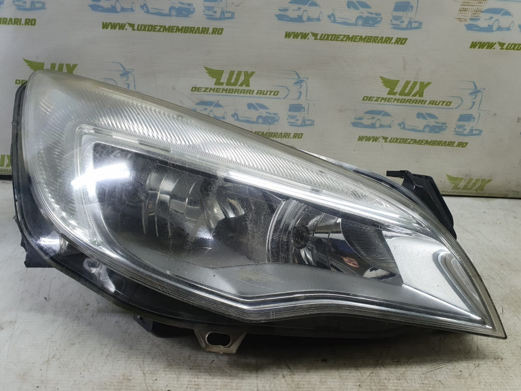 Far dreapta 13253647rh Opel Astra J [2009 - 2012] 1.7 cdti A17DTJ