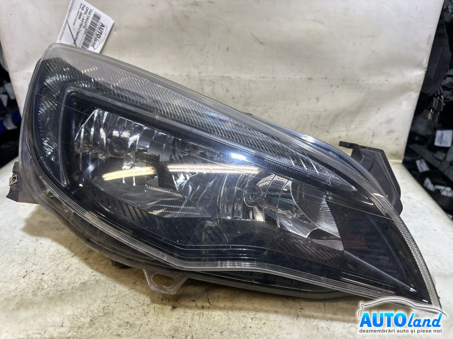 Far Dreapta 1lg010011 Opel ASTRA J hatchback 2009