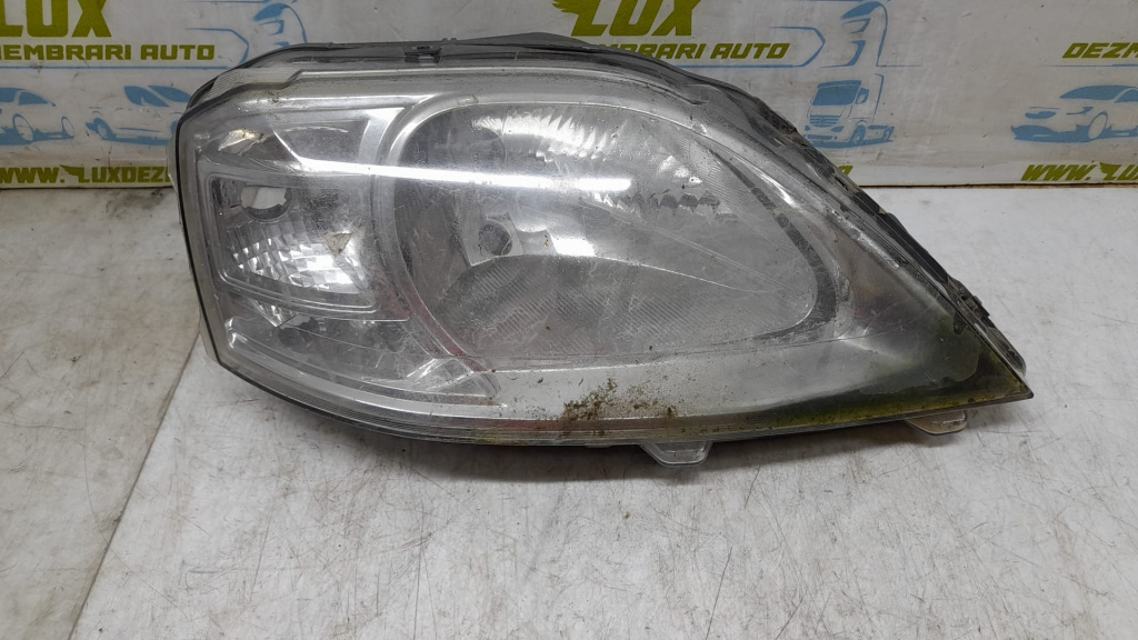 Far dreapta 260102997R Renault Logan [facelift] [2008 - 2015]