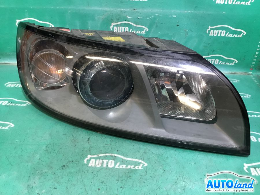 Far Dreapta 30698890 Cu Xenon Volvo V50 MW 2004