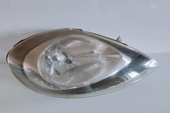 Far dreapta 7700311372 Renault Trafic 2 [2001 - 2006]