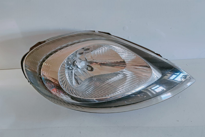 Far Dreapta 7700311374 Nissan Primastar [2002 - 2006]