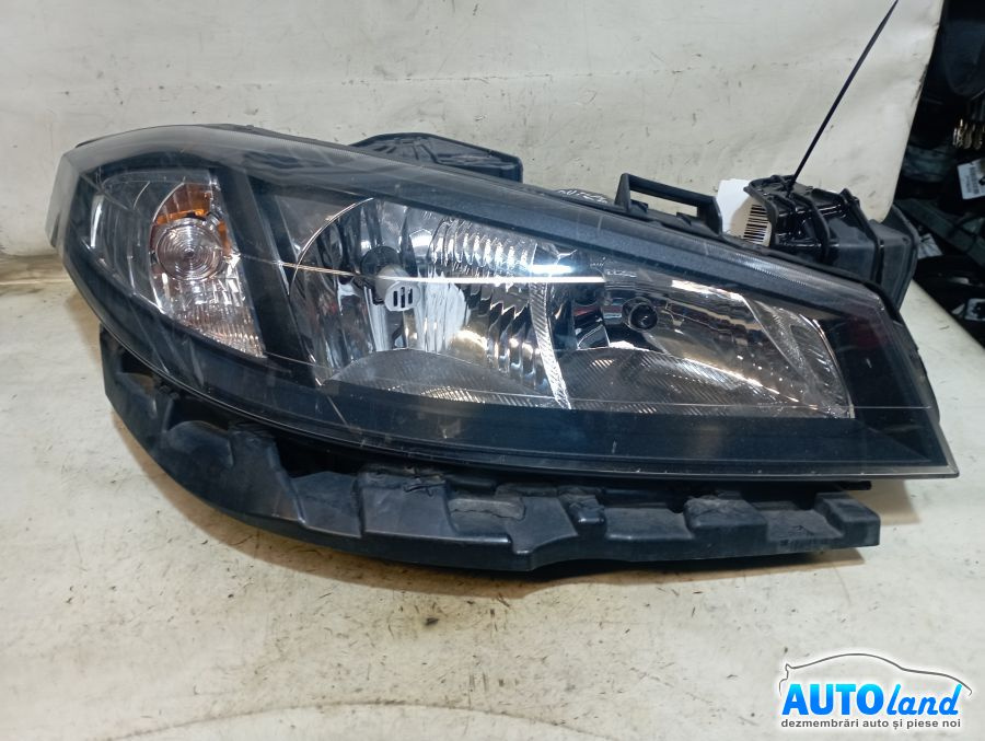 Far Dreapta 7701061671 Facelift Renault LAGUNA II BG0/1 2001