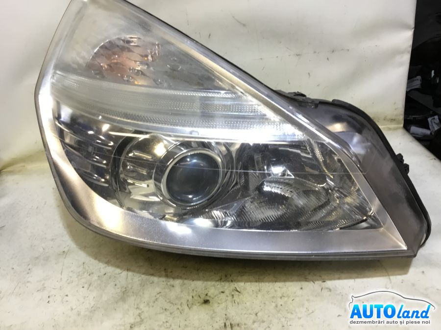 Far Dreapta 8200394707 Xenon + Balast Renault ESPACE IV JK0/1 2002