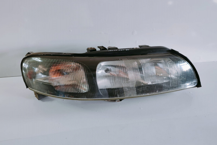 Far dreapta 89007908 Volvo S80 [1998 - 2006]