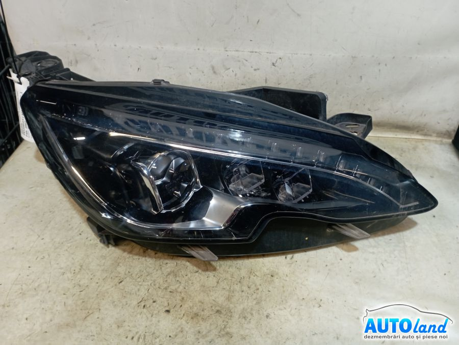 Far Dreapta 9800546380 Dupa 2014, Complet, cu Calculatoare, Led Peugeot 308 4A ,4C 2007