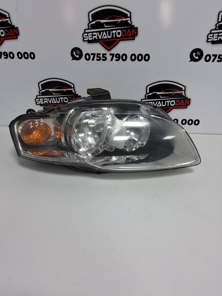 Far dreapta Audi A4 (2004-2008) [8EC, B7] 1.9 Motorina 2007, 8E0941004AK