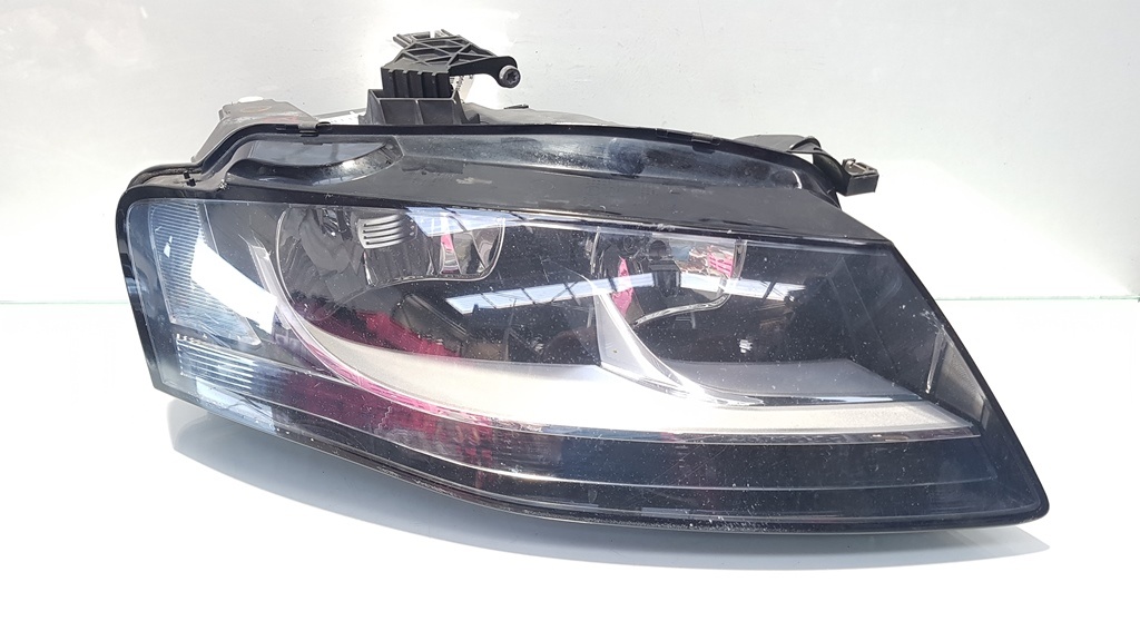 Far dreapta, Audi A4 Avant (8K5, B8) cod 8K0941004A