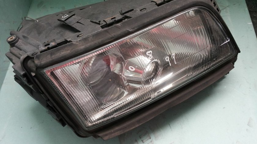 Far dreapta Audi A8 D2 an 1996 1997 1998 1999