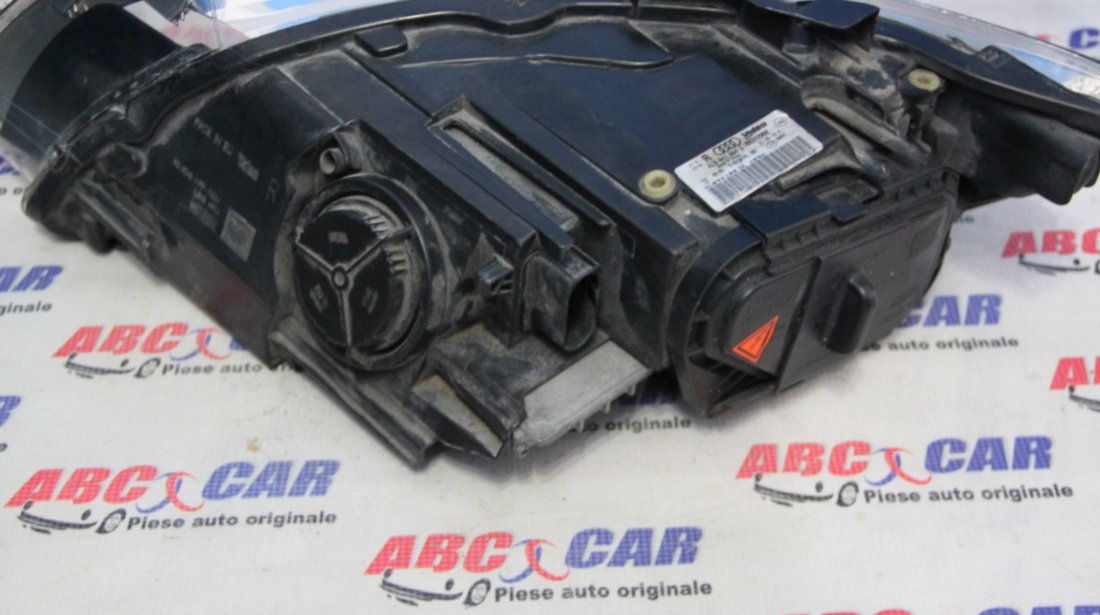 Far dreapta bi-xenon Audi Q7 4L 2005-2010 cod: 4L0941004A