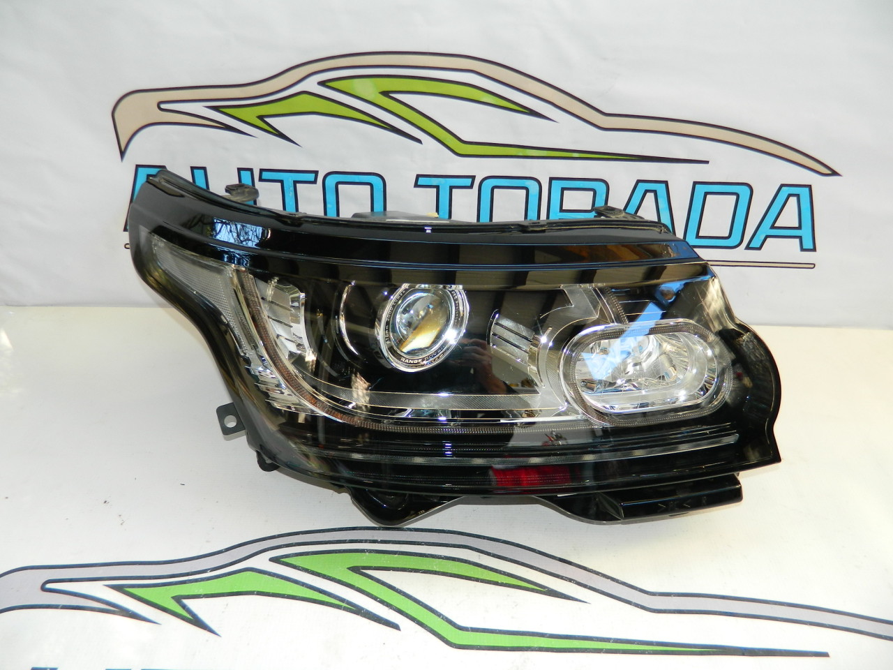 Far dreapta bi-xenon Range Rover Sport L405 model 2013-2016