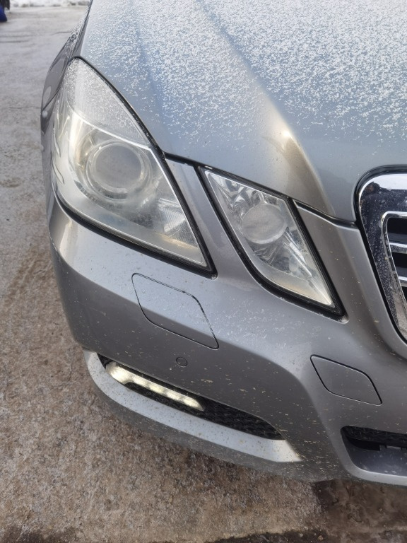 Far dreapta bixenon adaptiv Mercedes E250 cdi w212