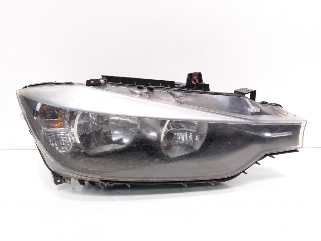 Far dreapta, Bmw 3 (F30), volan pe dreapta (id:696401)