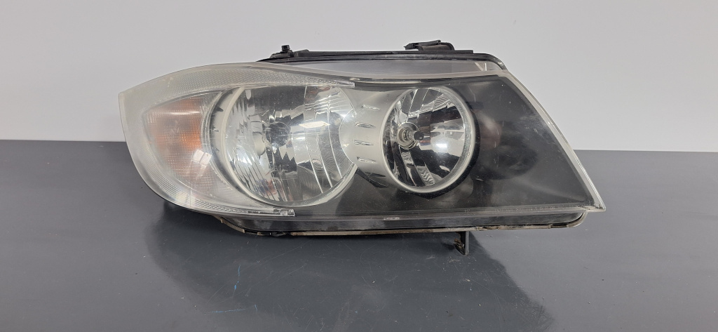 Far dreapta BMW Seria 3 (2005-2012) [E90] 2.0 Motorina 2010, -
