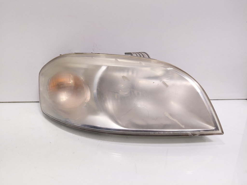 Far dreapta, Chevrolet Aveo sedan (T200,T250) (id:696485)