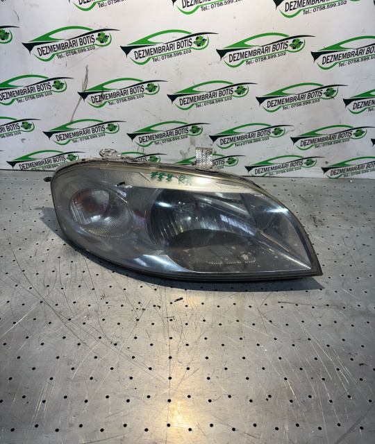 Far dreapta Chevrolet Aveo T200 [2003 - 2008] Hatchback 5-usi 1.2i MT (72 hp)