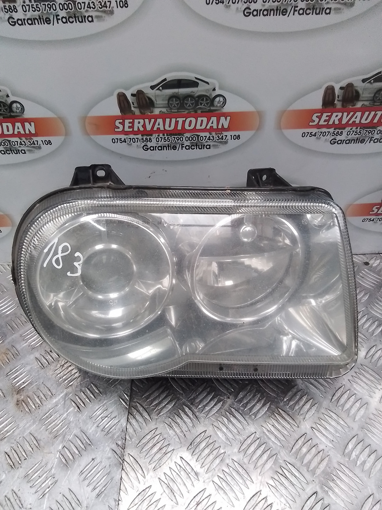 Far dreapta Chrysler 300C (2006-2009) 3.0 Motorina 2007, 04806166AH / CU XENON / VOLAN DREAPTA