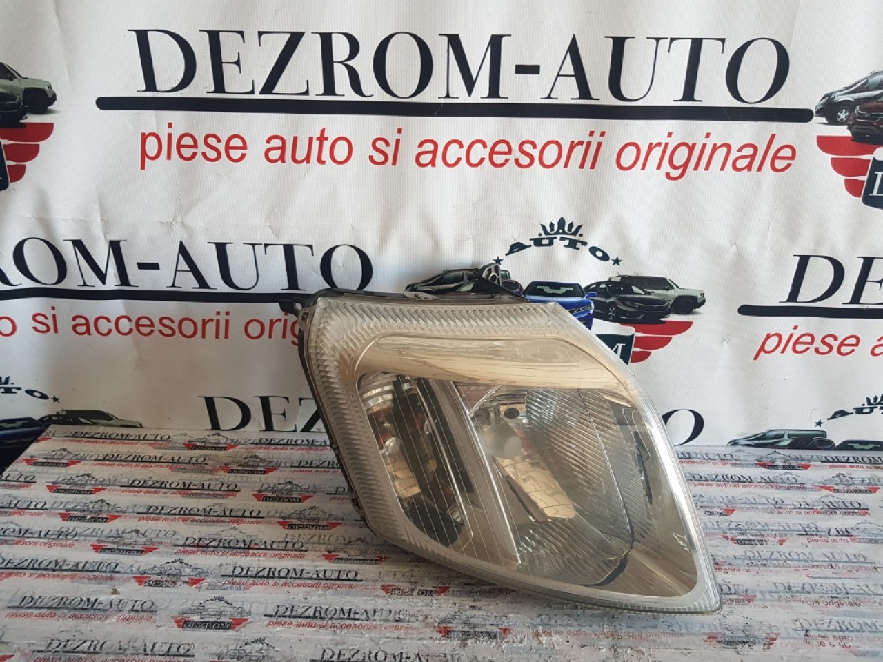 Far dreapta Citroen C2 9680128380