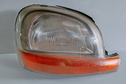 Far Dreapta (clema rupta) Renault Kangoo [1998 - 2003]