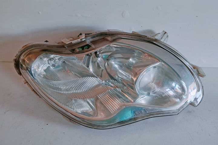 Far dreapta (cleme rupte) 0301169202 Smart Fortwo [facelift] [2000 - 2007]