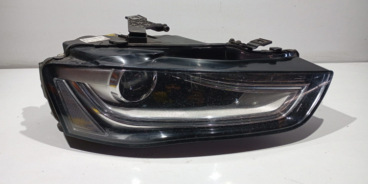 Far dreapta complet xenon 8K0941006D Audi A4 B8/8K [facelift] [2011 - 2016]
