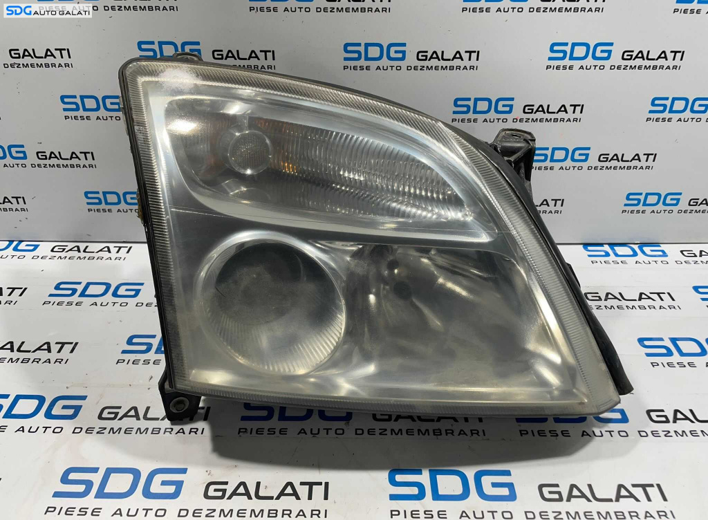 Far Dreapta cu Lupa EUROPA FARA Xenon Opel Vectra C NFL Non Facelift 2001 - 2005 [L4126]