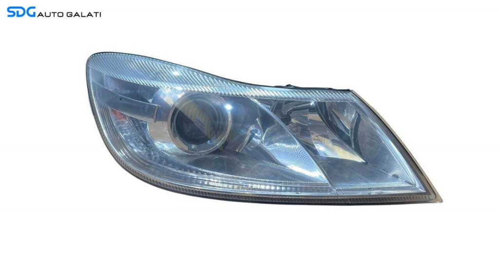 Far Dreapta cu Lupa FARA Xenon Skoda Octavia 2 Facelift FL 2008 - 2013 Cod 1Z2941015F [LS0018]