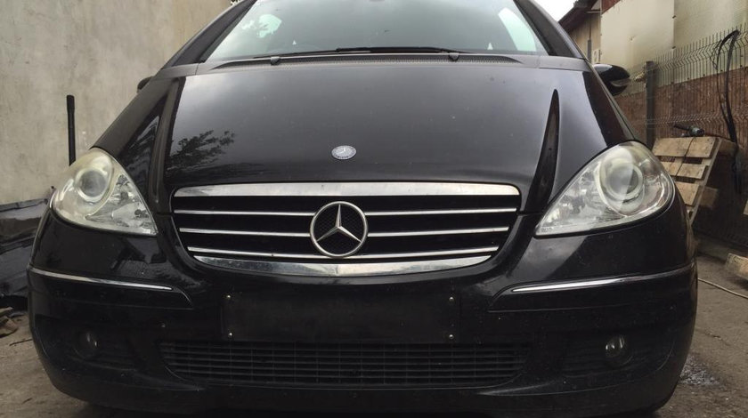 Far dreapta cu lupa Mercedes A Class W169 2005